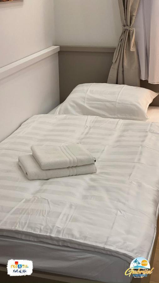Gabrijel Apartments Makarska 1 외부 사진