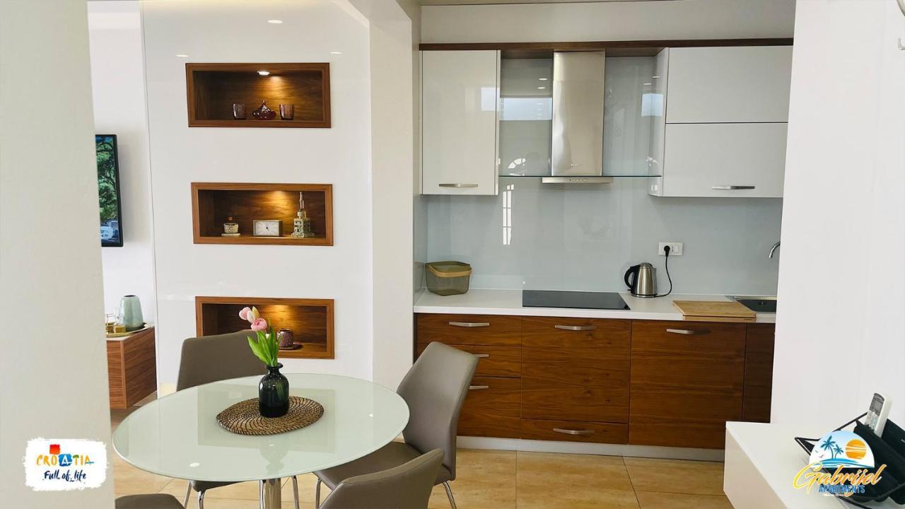 Gabrijel Apartments Makarska 1 외부 사진