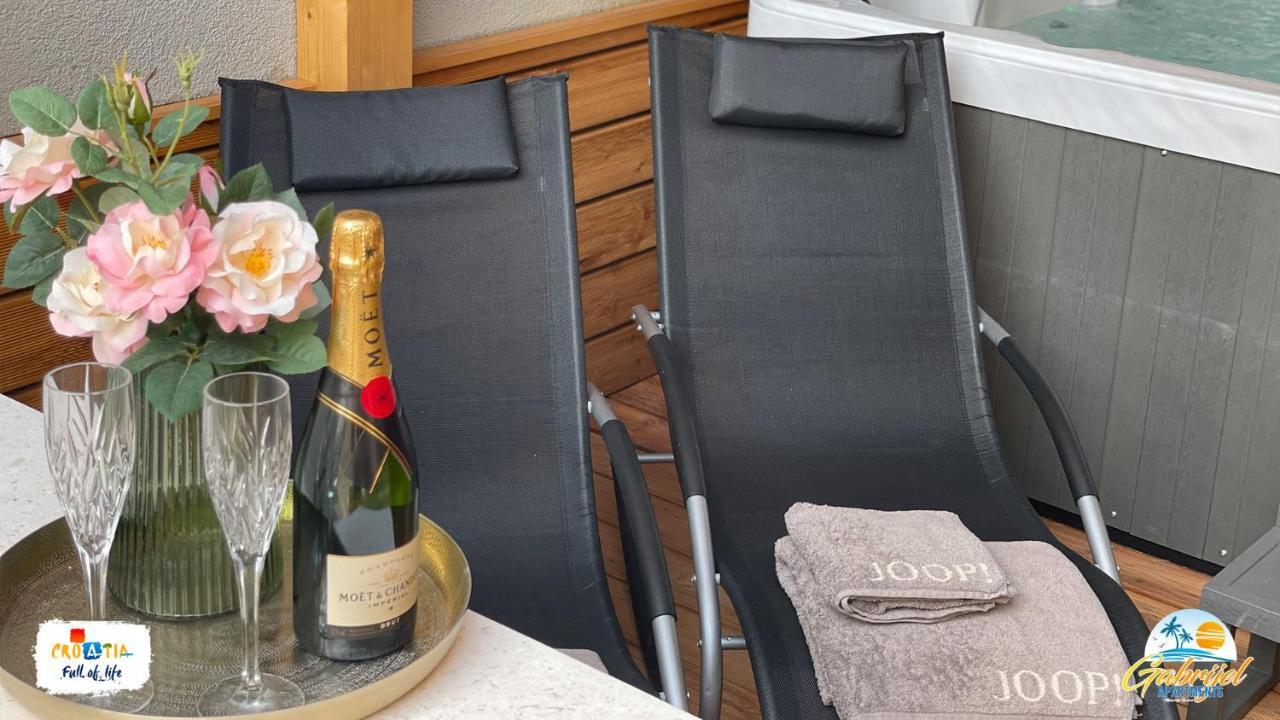 Gabrijel Apartments Makarska 1 외부 사진