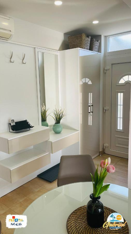 Gabrijel Apartments Makarska 1 외부 사진